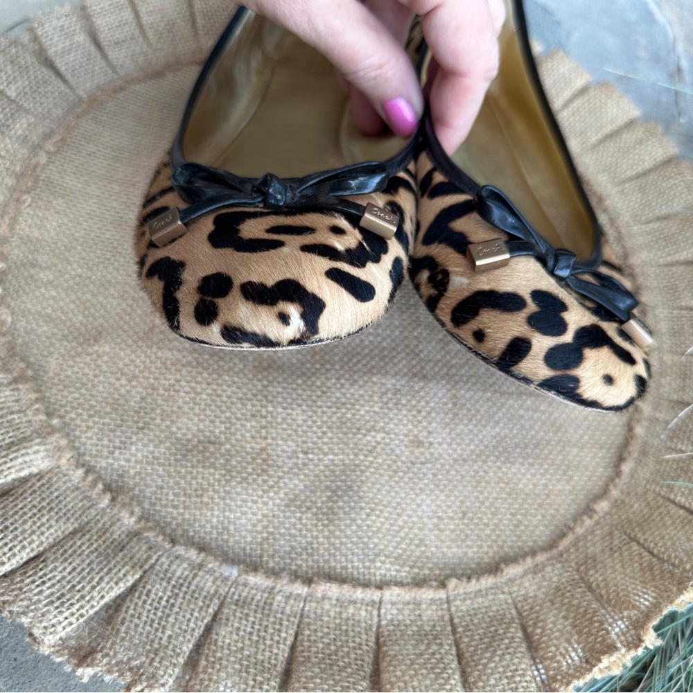 Vintage Coach Calf Hair Leopard Print Leather Ballet Flats Size 9.5 black bow - Picture 4 of 8